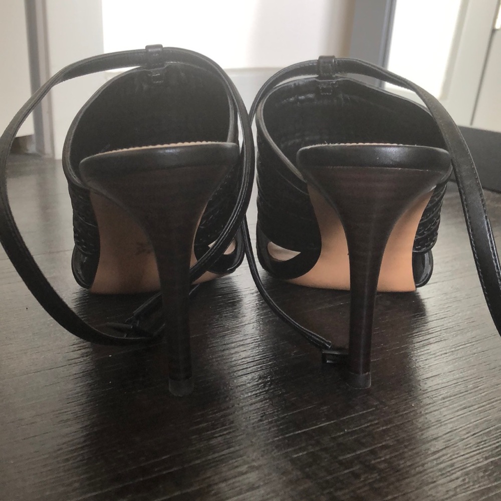 Never used beautiful stilettos - Picture 3 of 3